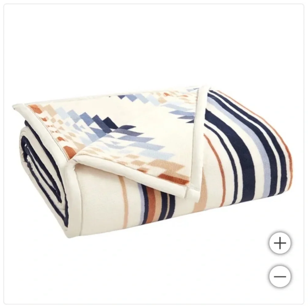 NWT Pendleton Reversible Plush Throw SAVANNA STRIPE - 50” x 70” - Picture 6 of 7